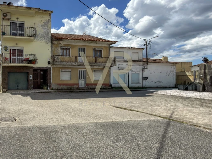 Moradia T3 para Venda em Vila Nova de Anços Foto 42