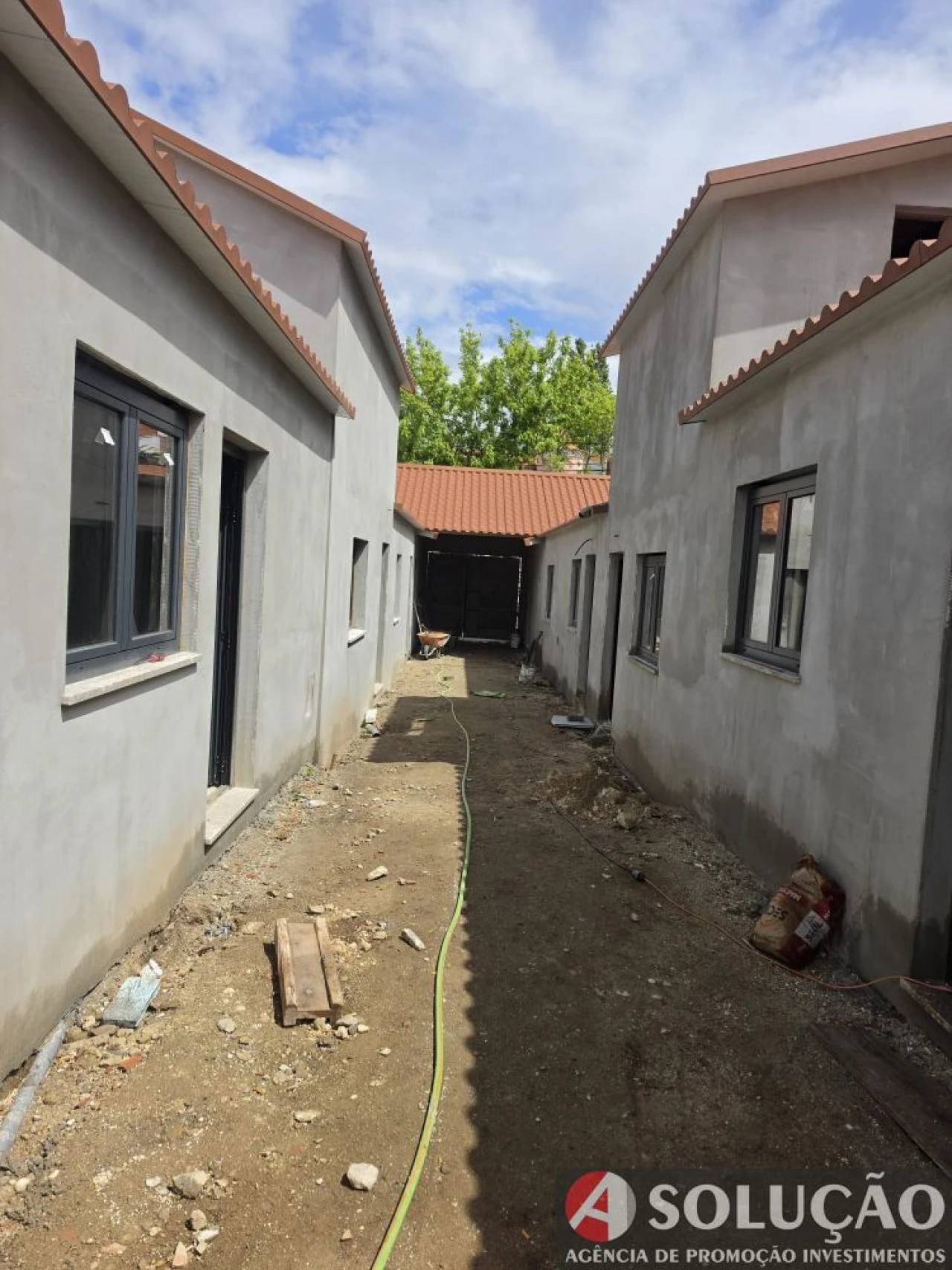 Moradia T9 para Venda em Aradas Foto 2