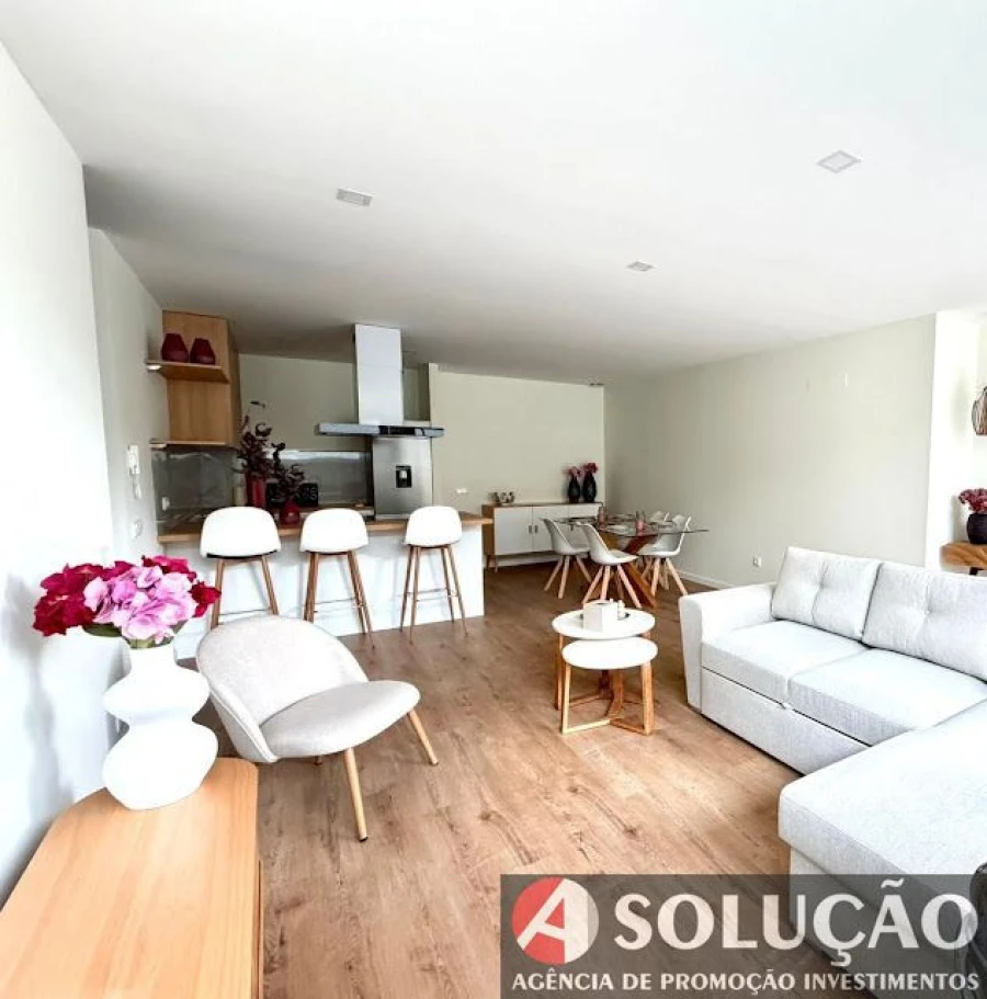 Apartamento T2 para Venda em Vila das Aves Foto 4