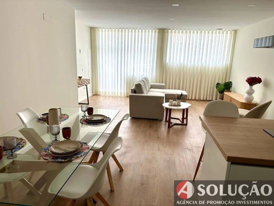 Apartamento T2 para Venda em Vila das Aves Foto 1