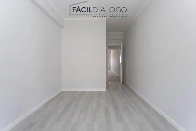 Apartamento T3 para Venda em Seixal, Arrentela e Aldeia de Paio Pires