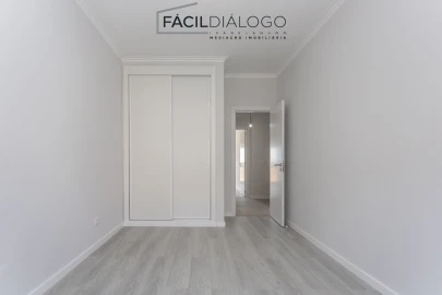 Apartamento T3 para Venda em Seixal, Arrentela e Aldeia de Paio Pires
