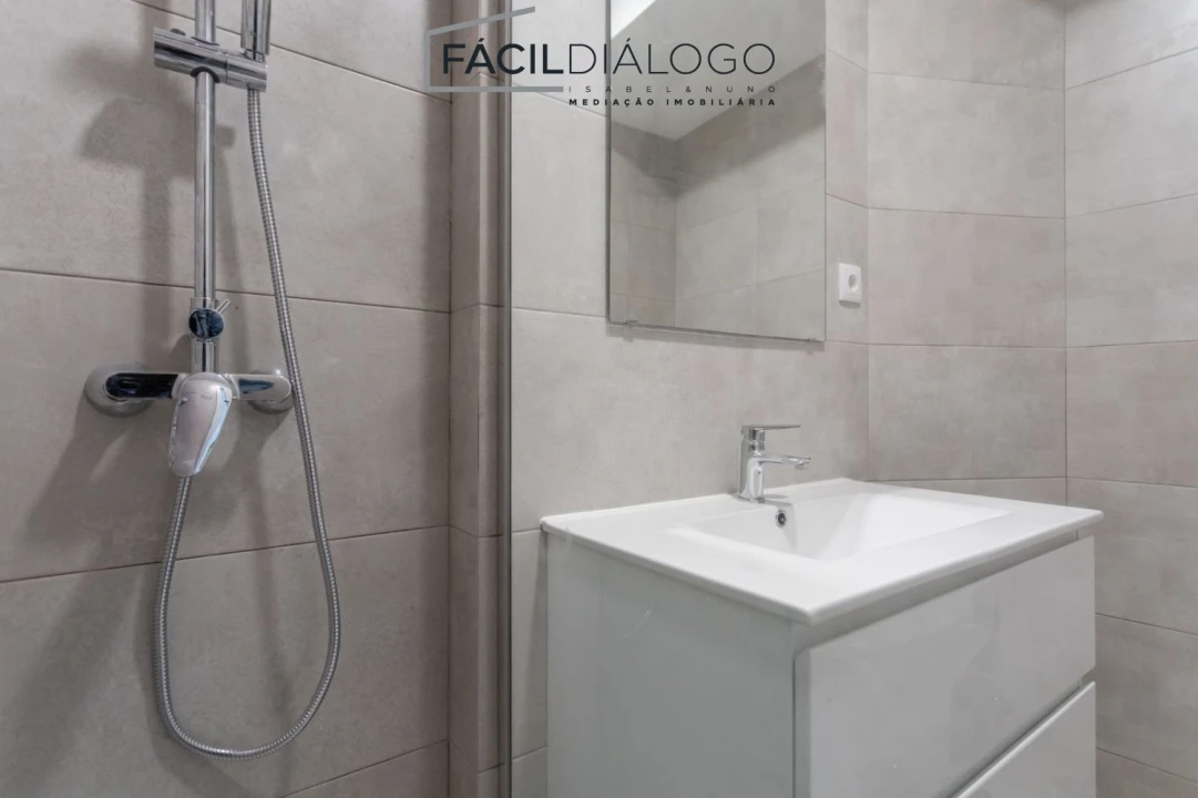 Apartamento T3 para Venda em Seixal, Arrentela e Aldeia de Paio Pires Foto 13