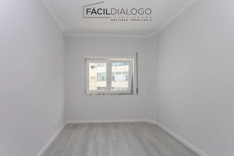 Apartamento T3 para Venda em Seixal, Arrentela e Aldeia de Paio Pires Foto 22
