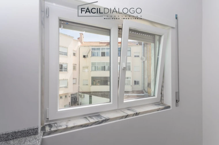 Apartamento T3 para Venda em Seixal, Arrentela e Aldeia de Paio Pires Foto 27