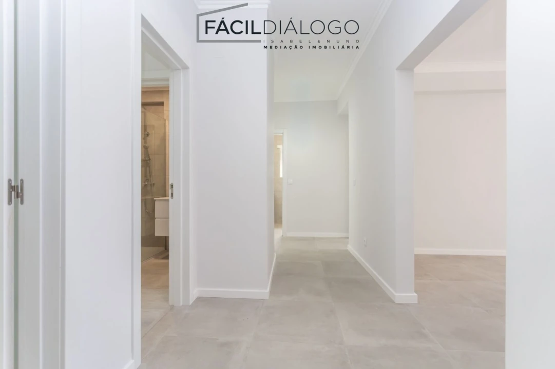 Apartamento T3 para Venda em Seixal, Arrentela e Aldeia de Paio Pires Foto 8