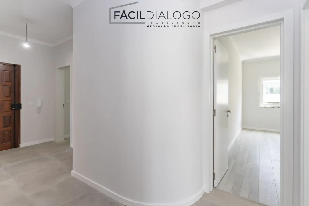 Apartamento T3 para Venda em Seixal, Arrentela e Aldeia de Paio Pires Foto 9