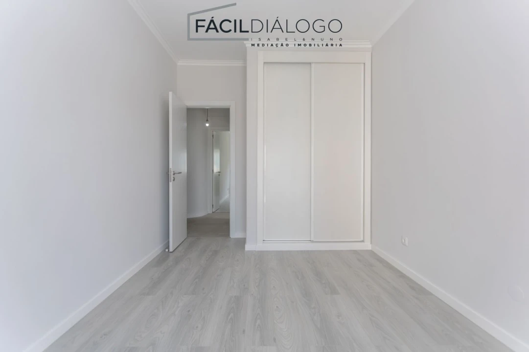 Apartamento T3 para Venda em Seixal, Arrentela e Aldeia de Paio Pires Foto 26