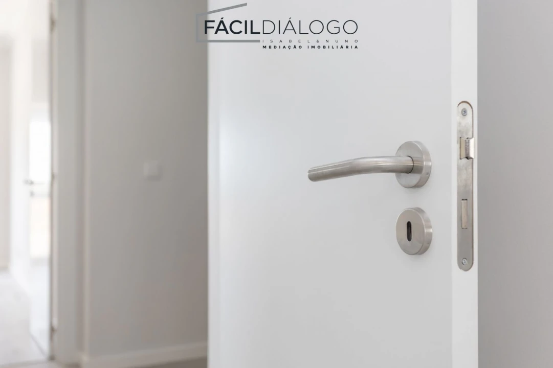 Apartamento T3 para Venda em Seixal, Arrentela e Aldeia de Paio Pires Foto 25