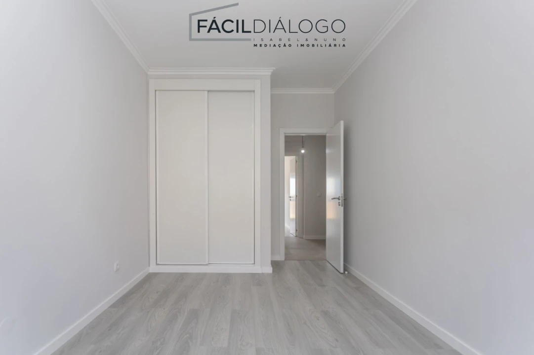 Apartamento T3 para Venda em Seixal, Arrentela e Aldeia de Paio Pires Foto 24