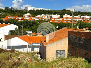 Terreno para Venda em São Domingos de Rana