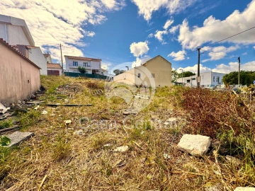 Terreno para Venda em São Domingos de Rana