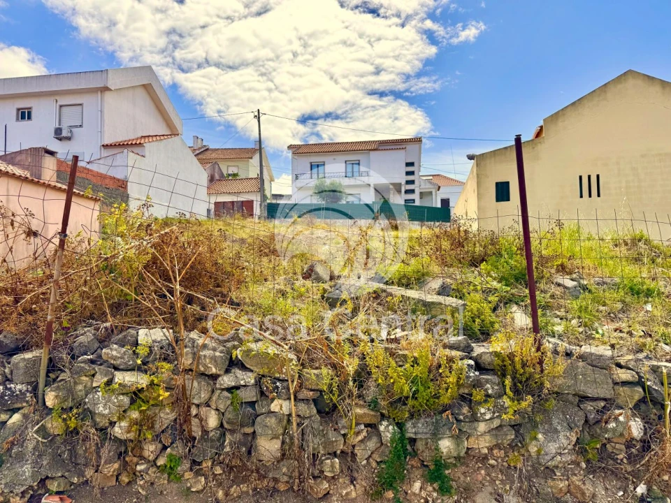Terreno para Venda em São Domingos de Rana Foto 9