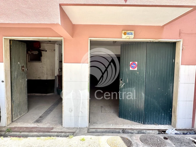 Loja para Venda em Falagueira-Venda Nova Foto 16