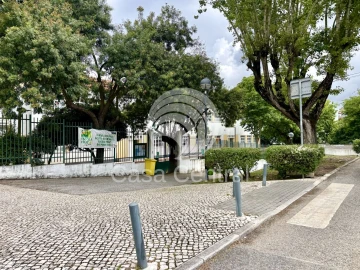 Apartamento T2 para Venda em Venteira