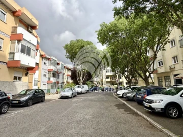 Apartamento T2 para Venda em Venteira