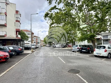 Apartamento T2 para Venda em Venteira