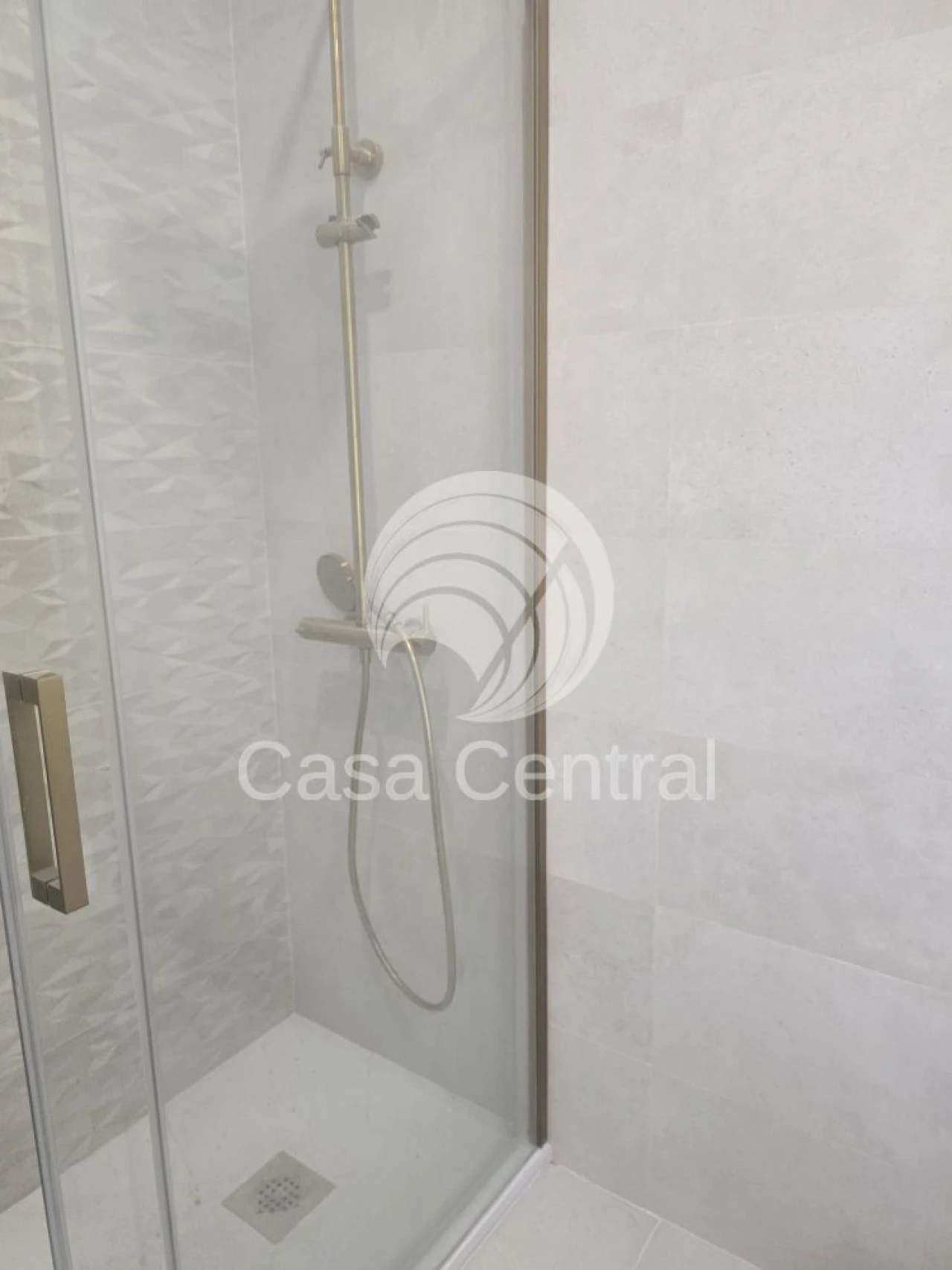 Apartamento T2 para Venda em Venteira Foto 9