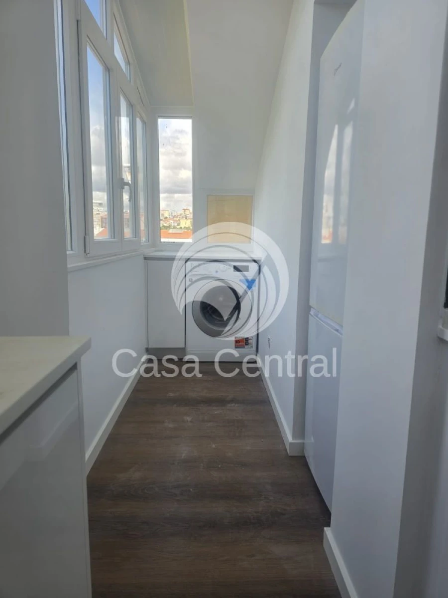Apartamento T2 para Venda em Venteira Foto 6