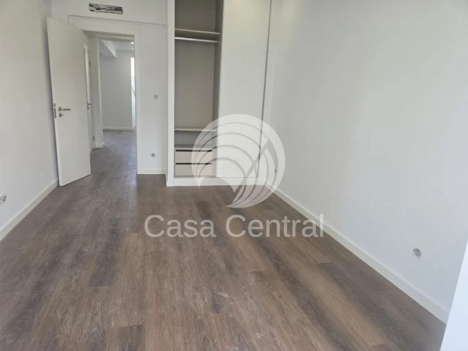 Apartamento T2 para Venda em Venteira Foto 10