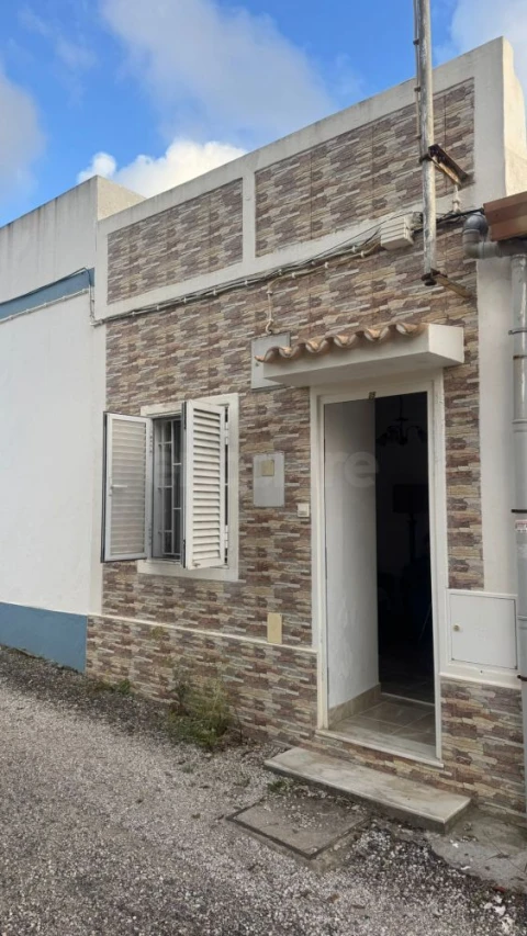 Apartamento T2 para Arrendamento em Loule (São Clemente)