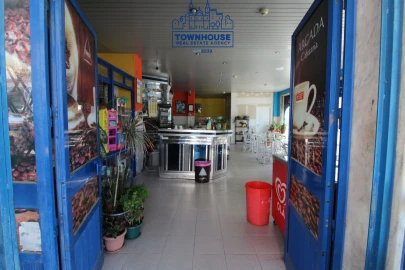 Loja para Venda em Amora