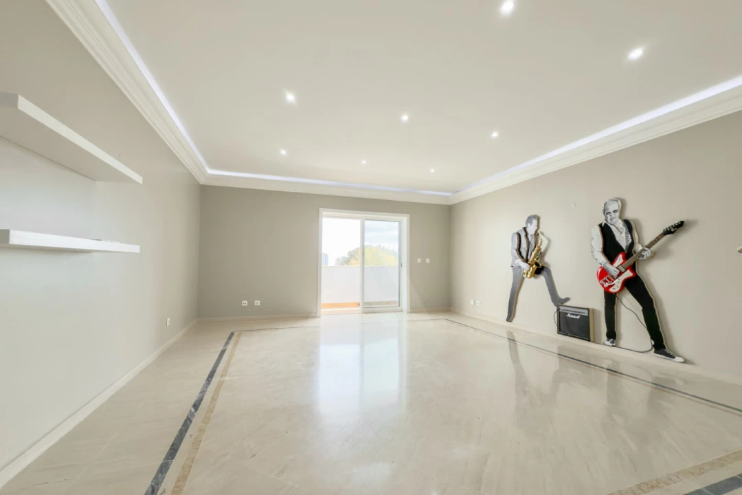 Apartamento T3 para Arrendamento em Cascais e Estoril Foto 2