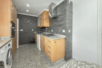 Apartamento T3 para Arrendamento em Cascais e Estoril