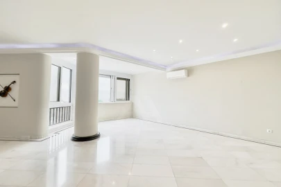 Apartamento T3 para Arrendamento em Cascais e Estoril