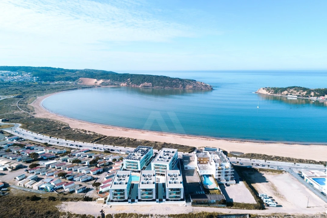 Apartamento T1 para Venda em São Martinho do Porto Foto 2