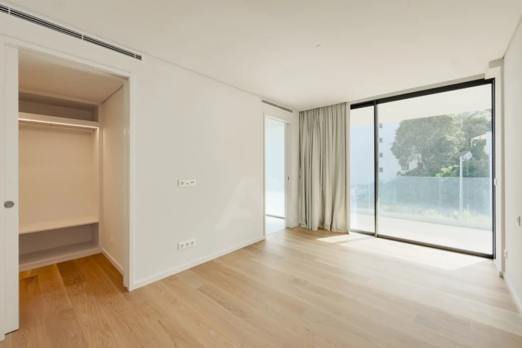 Apartamento T4 para Venda em Cascais e Estoril Foto 16