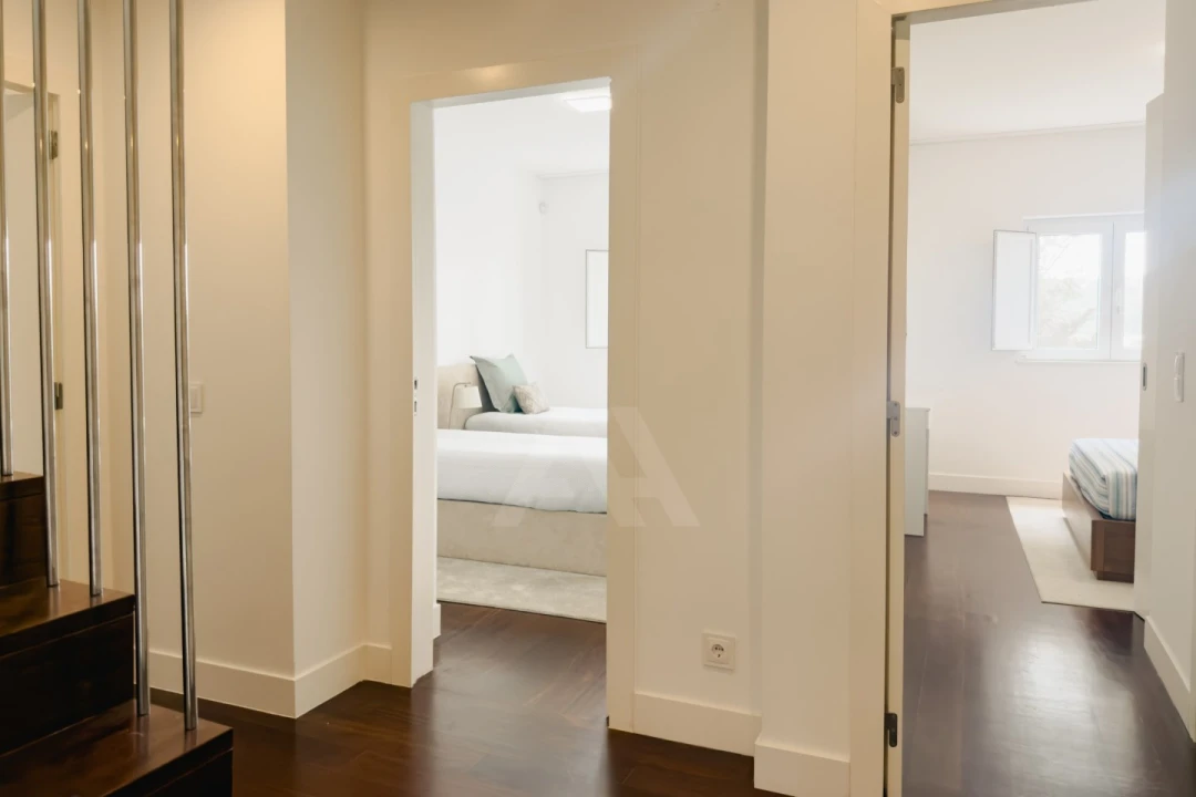 Apartamento T5 para Venda em Alcabideche Foto 12