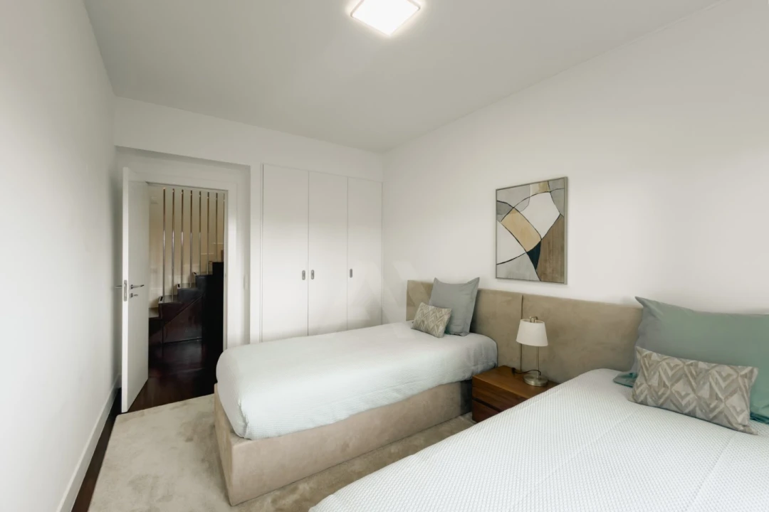 Apartamento T5 para Venda em Alcabideche Foto 15