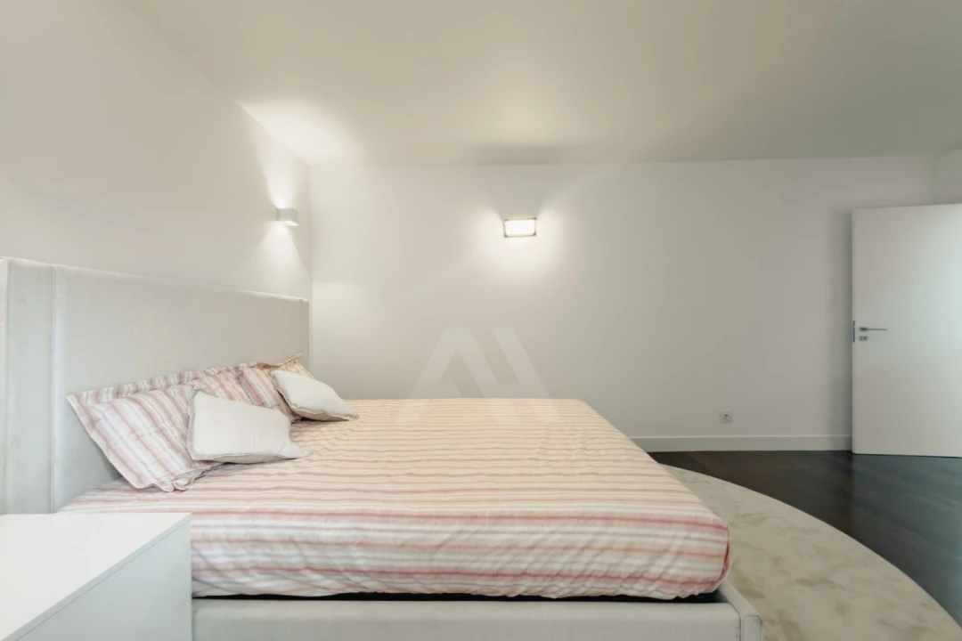 Apartamento T5 para Venda em Alcabideche Foto 23
