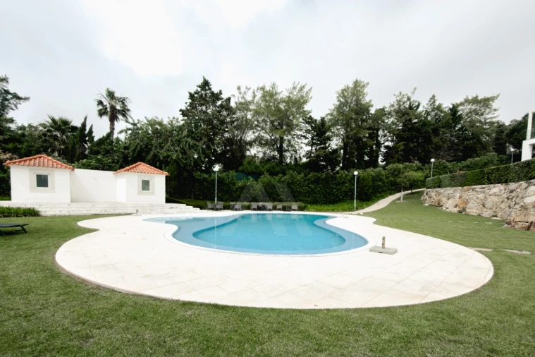 Apartamento T5 para Venda em Alcabideche Foto 36