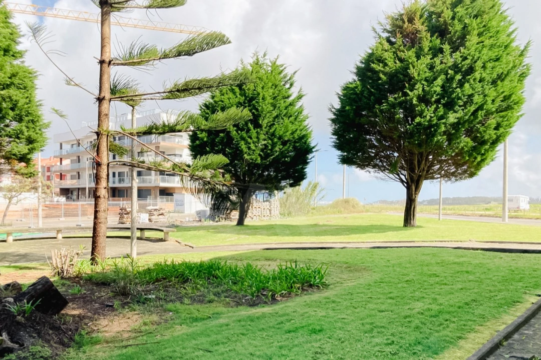 Apartamento T2 para Venda em Atouguia da Baleia Foto 11