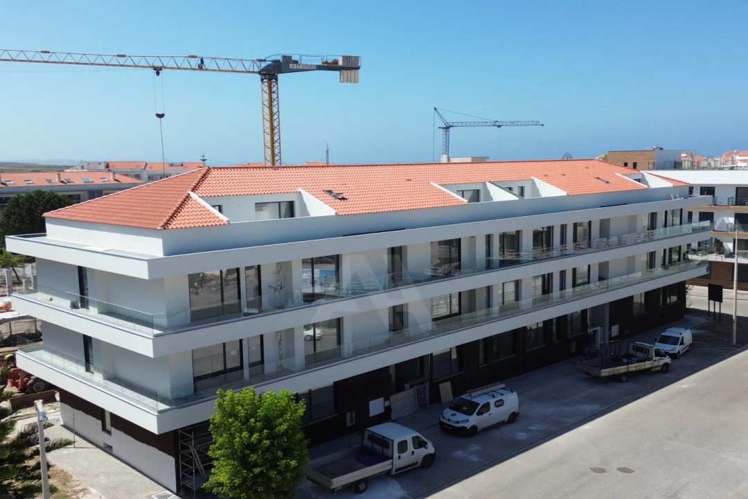 Apartamento T2 para Venda em Atouguia da Baleia Foto 4