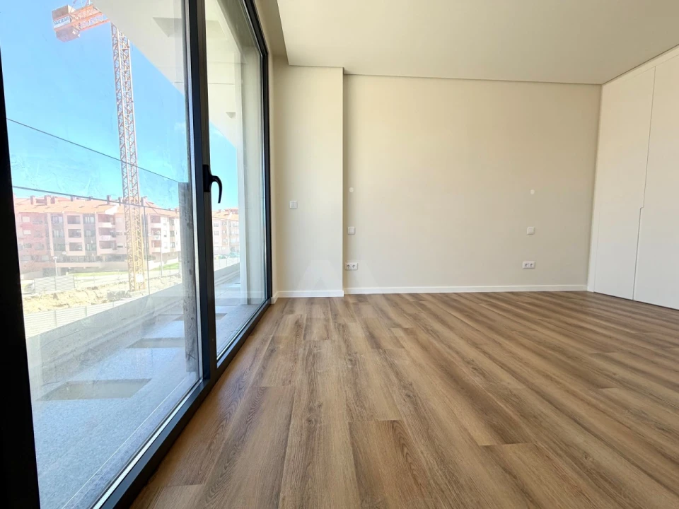 Apartamento T2 para Venda em Atouguia da Baleia Foto 34