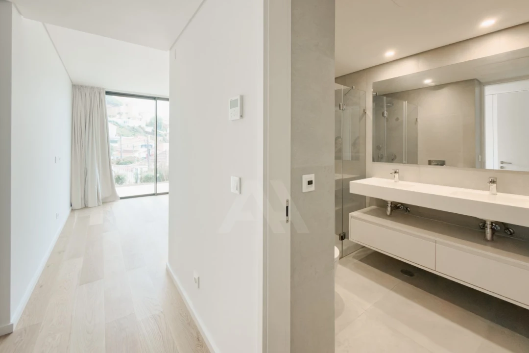 Apartamento T4 para Venda em Cascais e Estoril Foto 18
