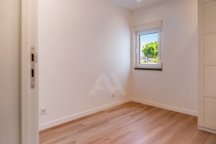 Apartamento T2 para Venda em Cascais e Estoril Foto 16
