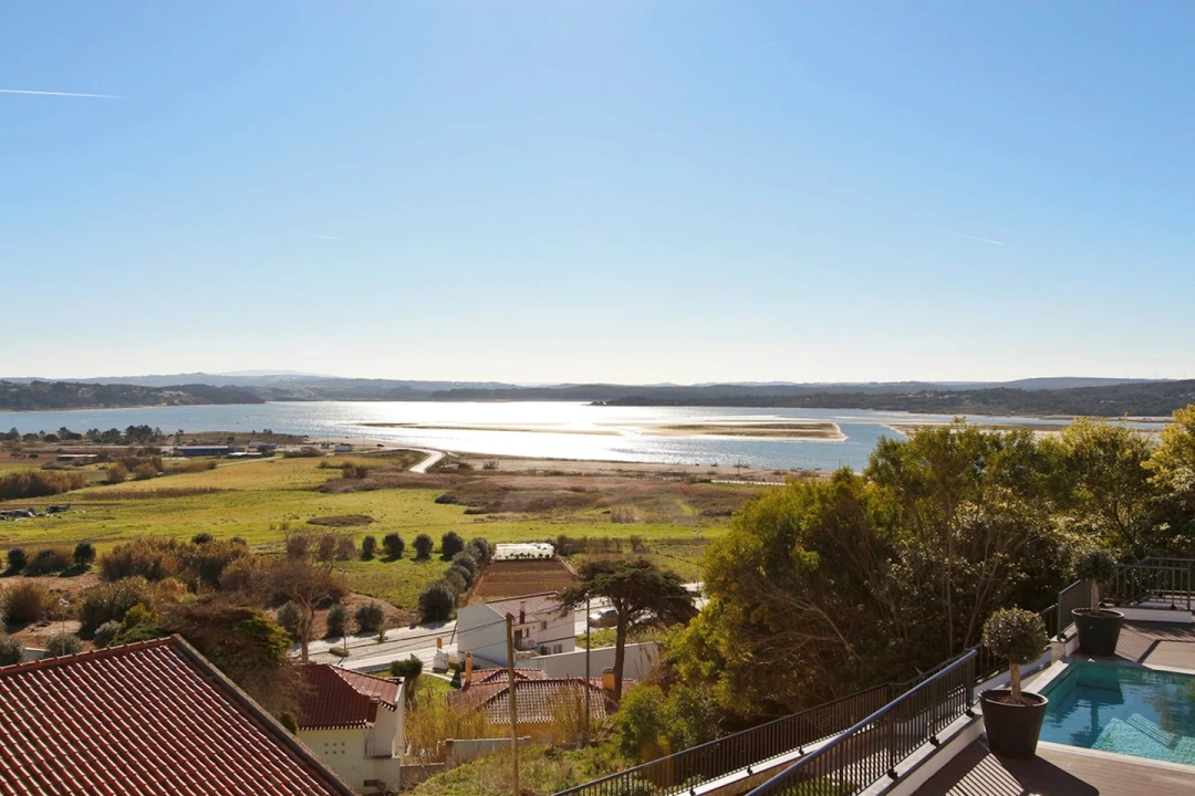 Moradia T12 para Venda em Foz do Arelho Foto 9