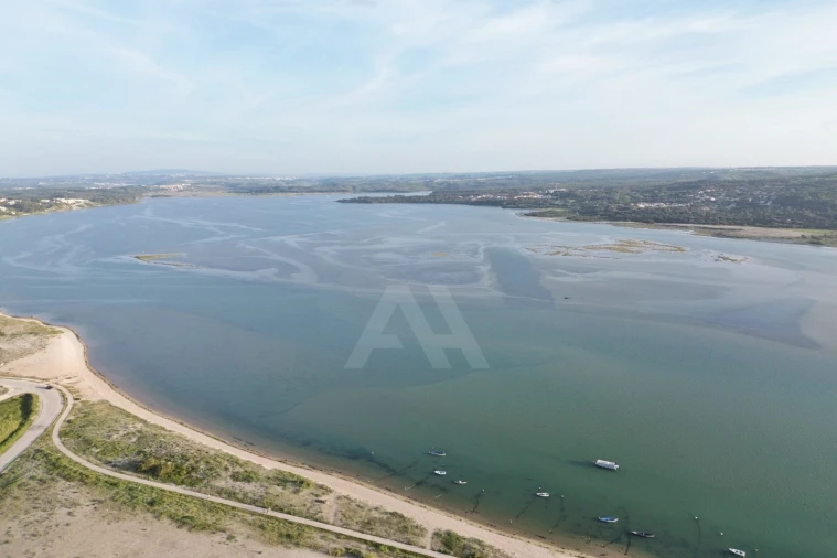 Moradia T12 para Venda em Foz do Arelho Foto 64