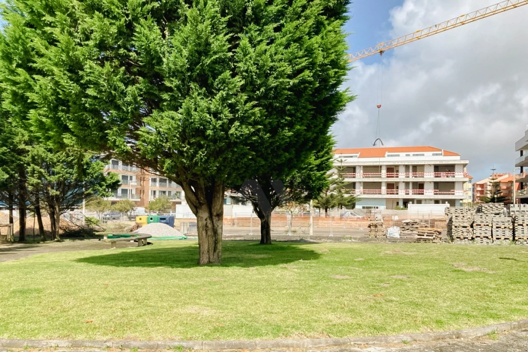Apartamento T3 para Venda em Atouguia da Baleia Foto 13