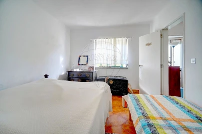 Moradia T1 para Venda em Carvoeira