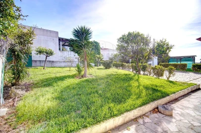 Moradia T1 para Venda em Carvoeira