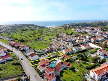 Moradia T1 para Venda em Carvoeira