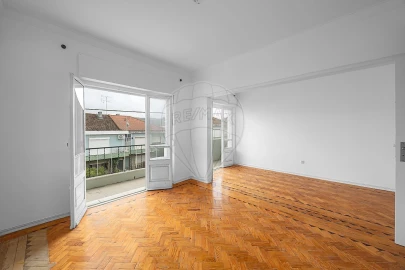 Apartamento T2 para Venda em Odivelas