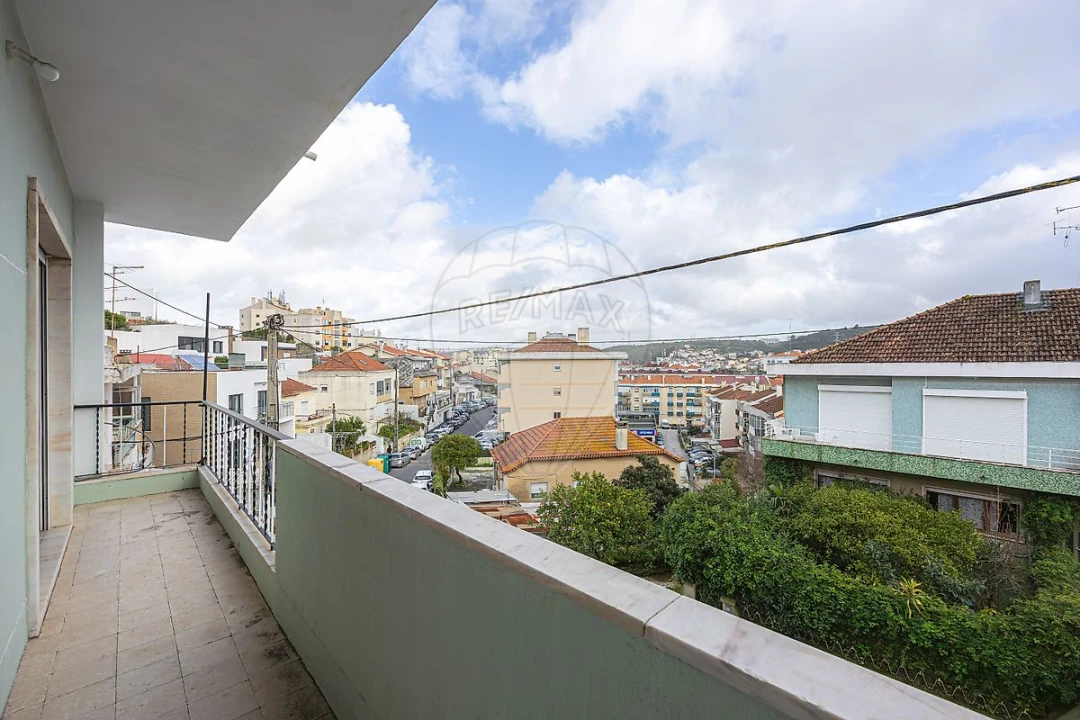 Apartamento T2 para Venda em Odivelas Foto 12