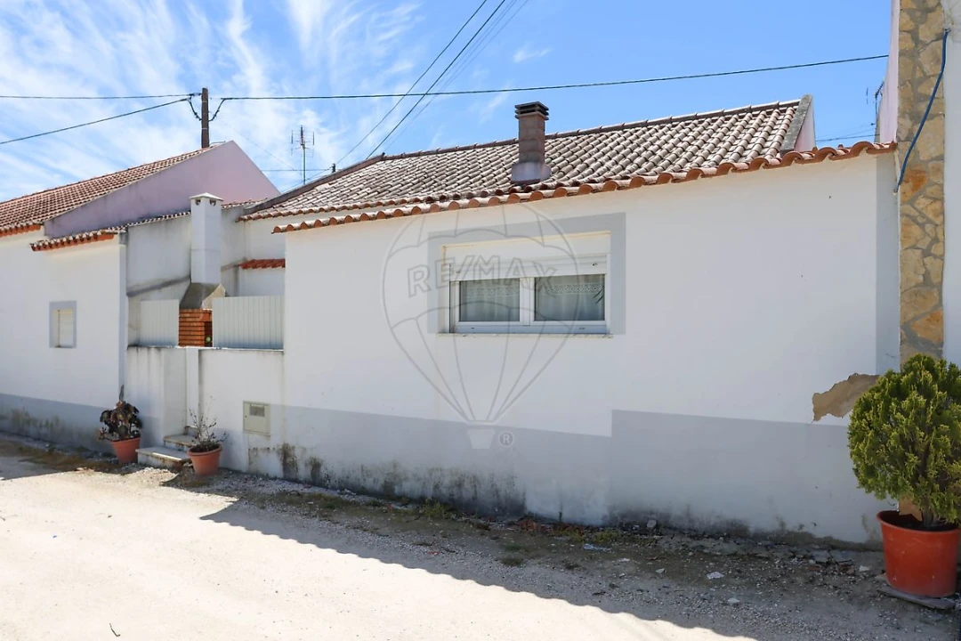 Moradia T1 para Venda em Abrigada e Cabanas de Torres Foto 12