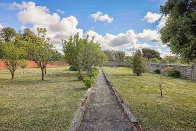 Moradia T5 para Venda em Santa Joana